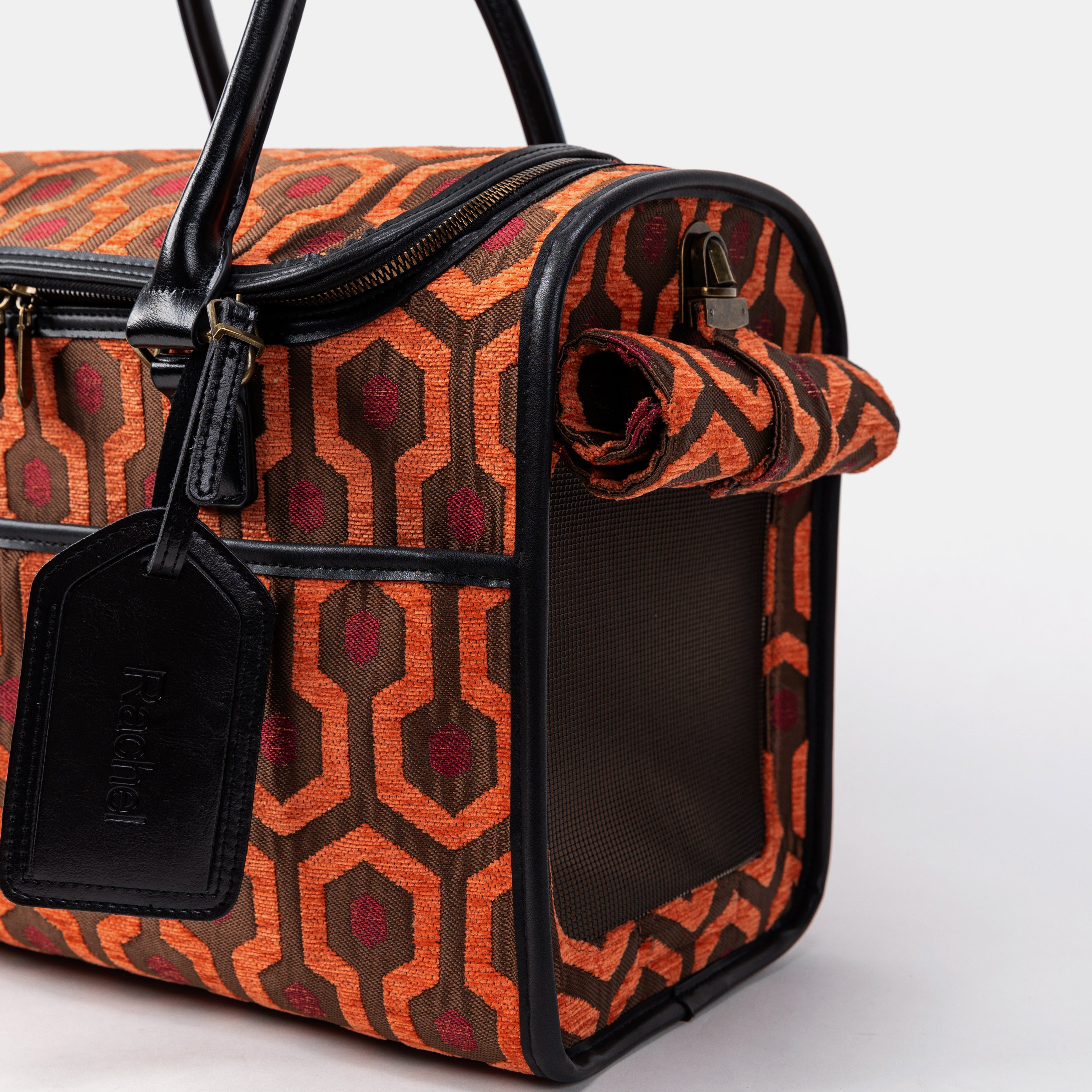 Travel Dog Carrier Bag "The Shining" Overlook Hotel  of America with a Tag