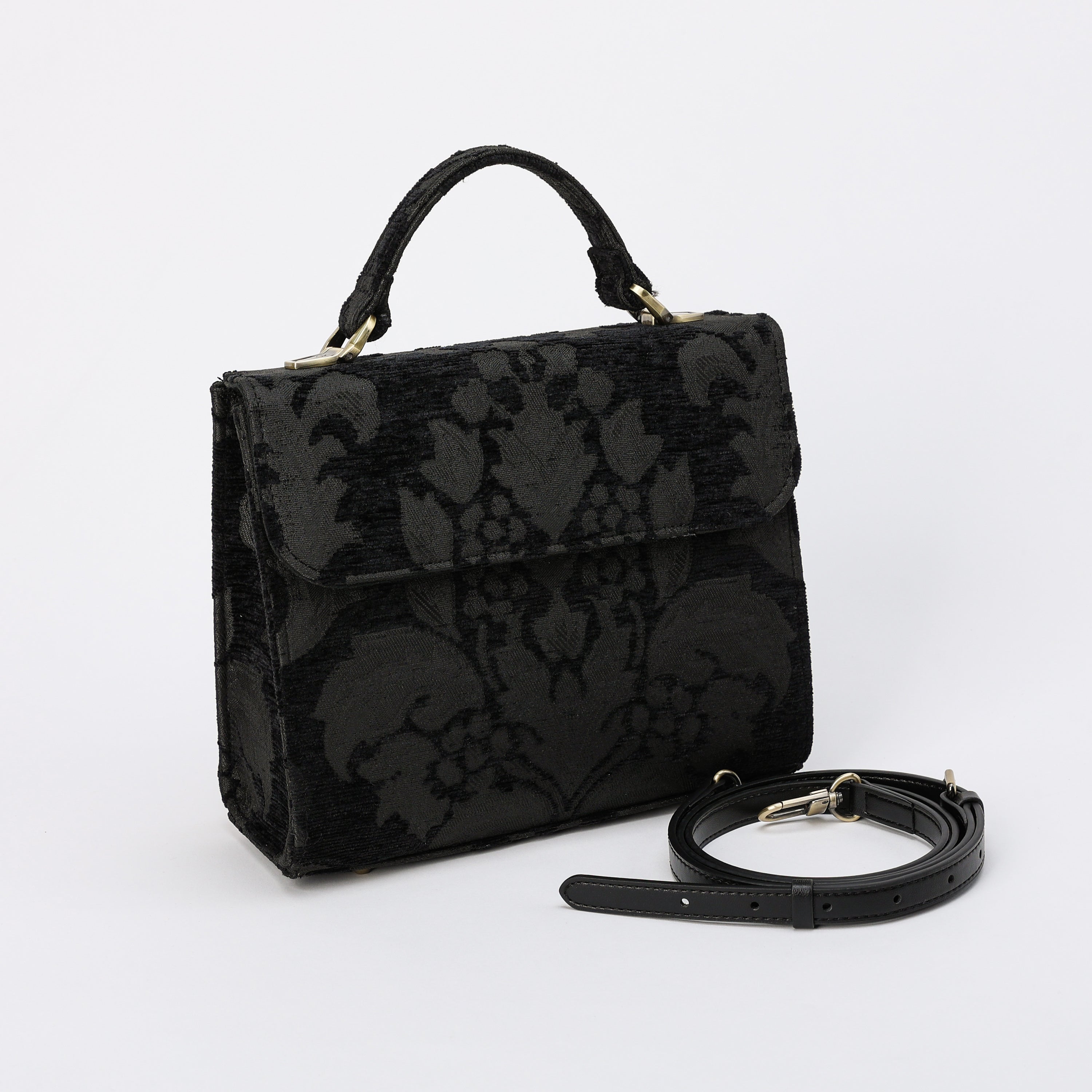Victorian Blossom BLK/BLK Flap Satchel Carpetbag of America front side