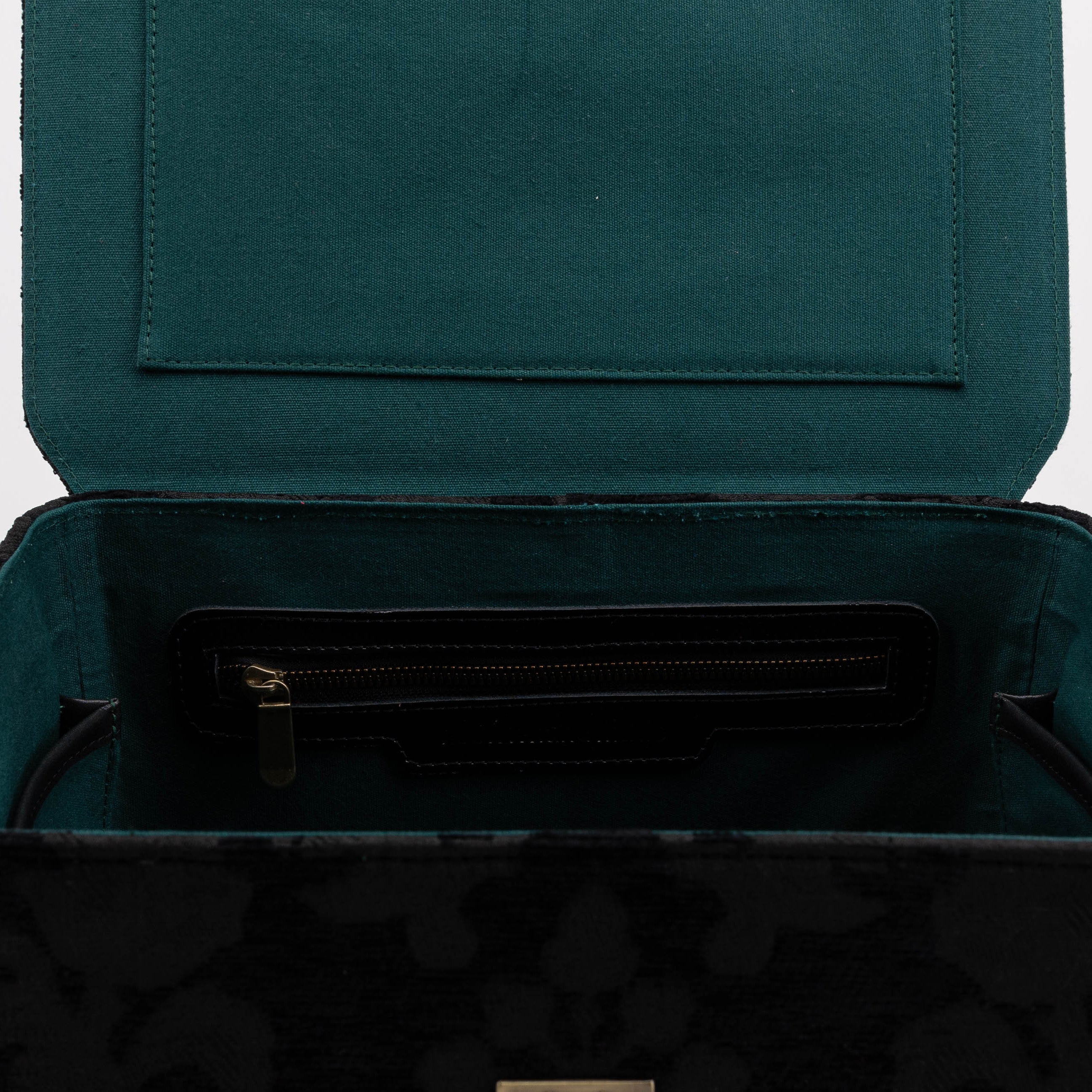 Victorian Blossom Black/Black Josephine Large Train Case of America inside pocket
