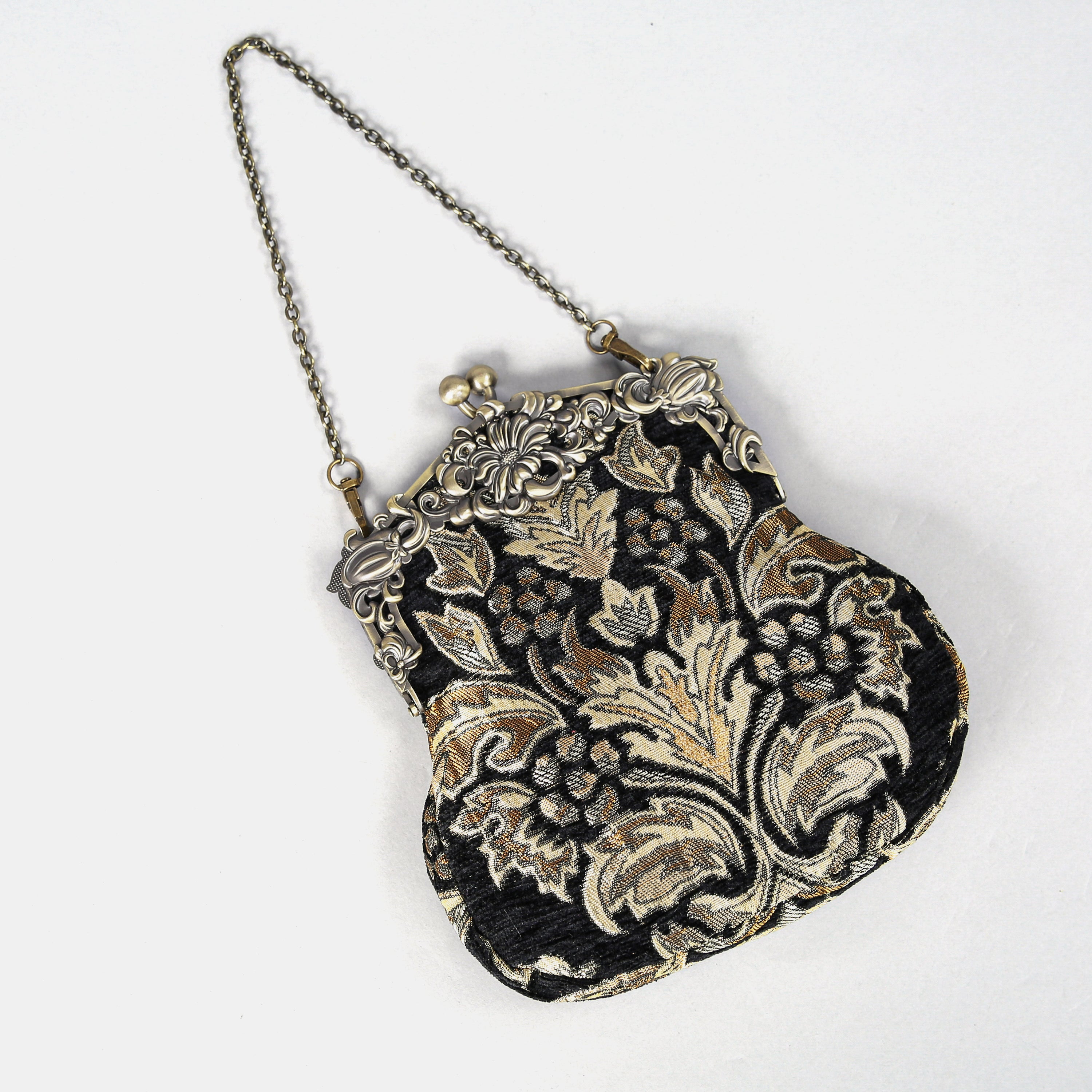 VB Blk-Gold Chatelaine Purse Large carpet bag of America lay flat