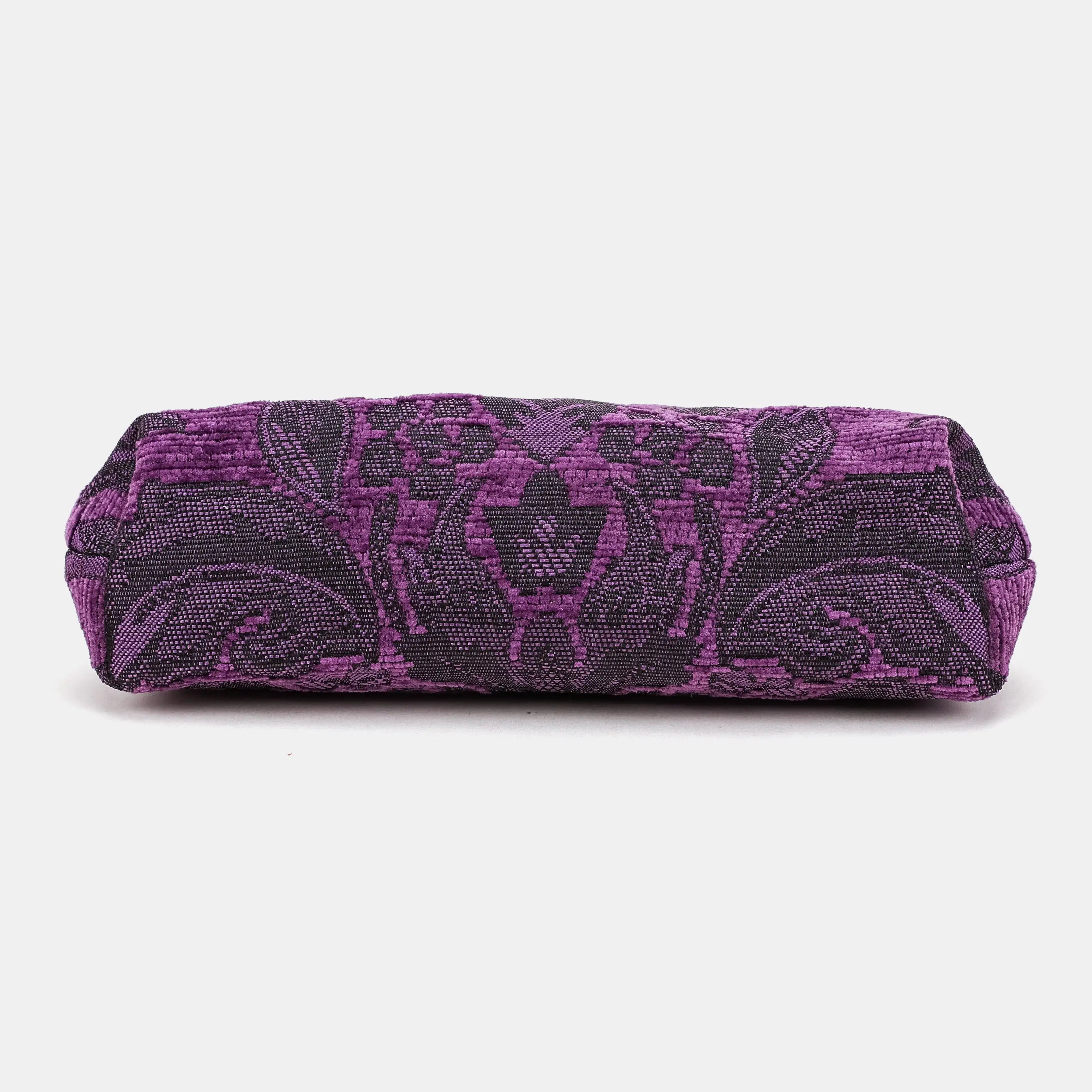 Victorian Blossom Purple Alma Clutch Carpetbag of America bottom