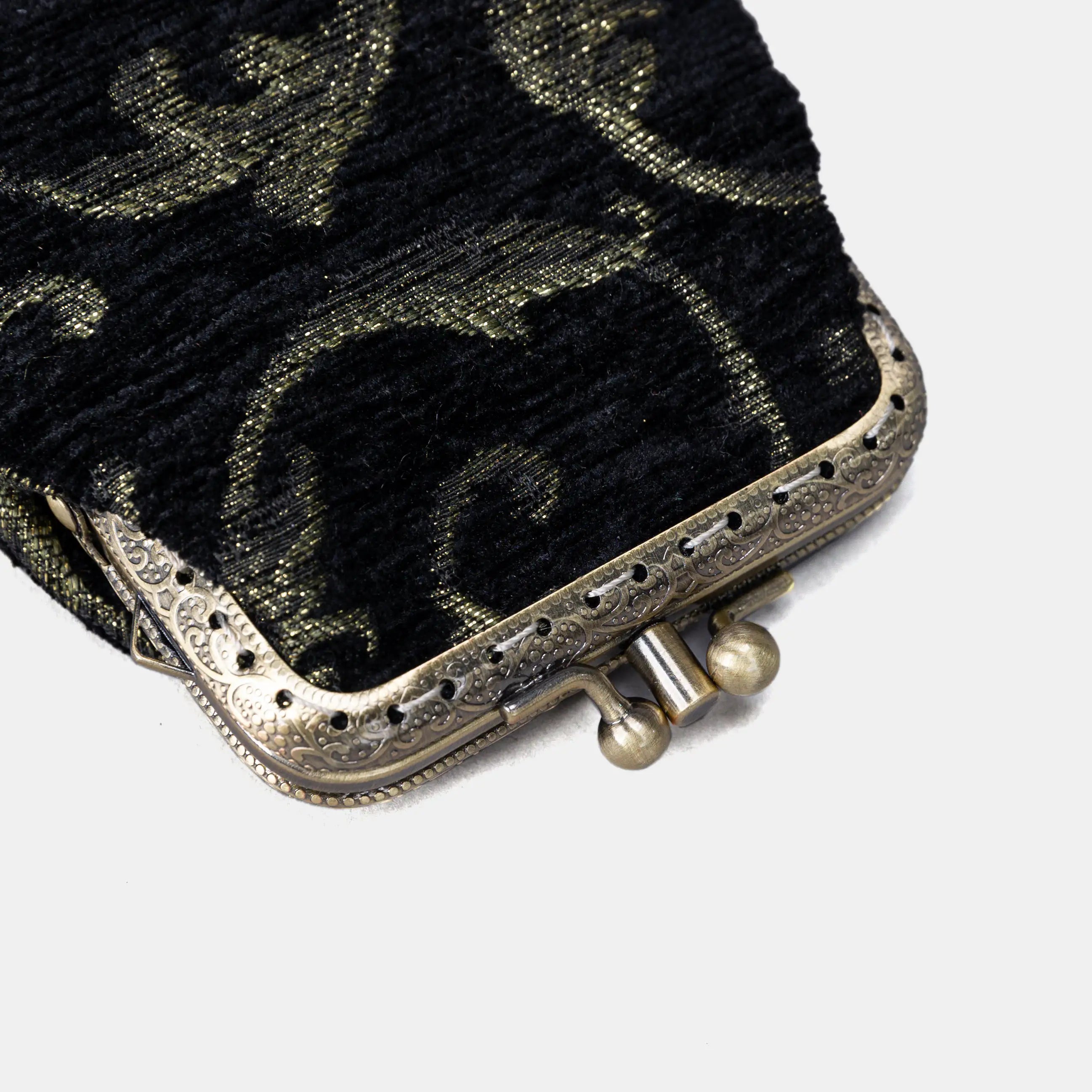 Vintage Ivy Blk/D Green Carpet Eyeglasses Case of America top