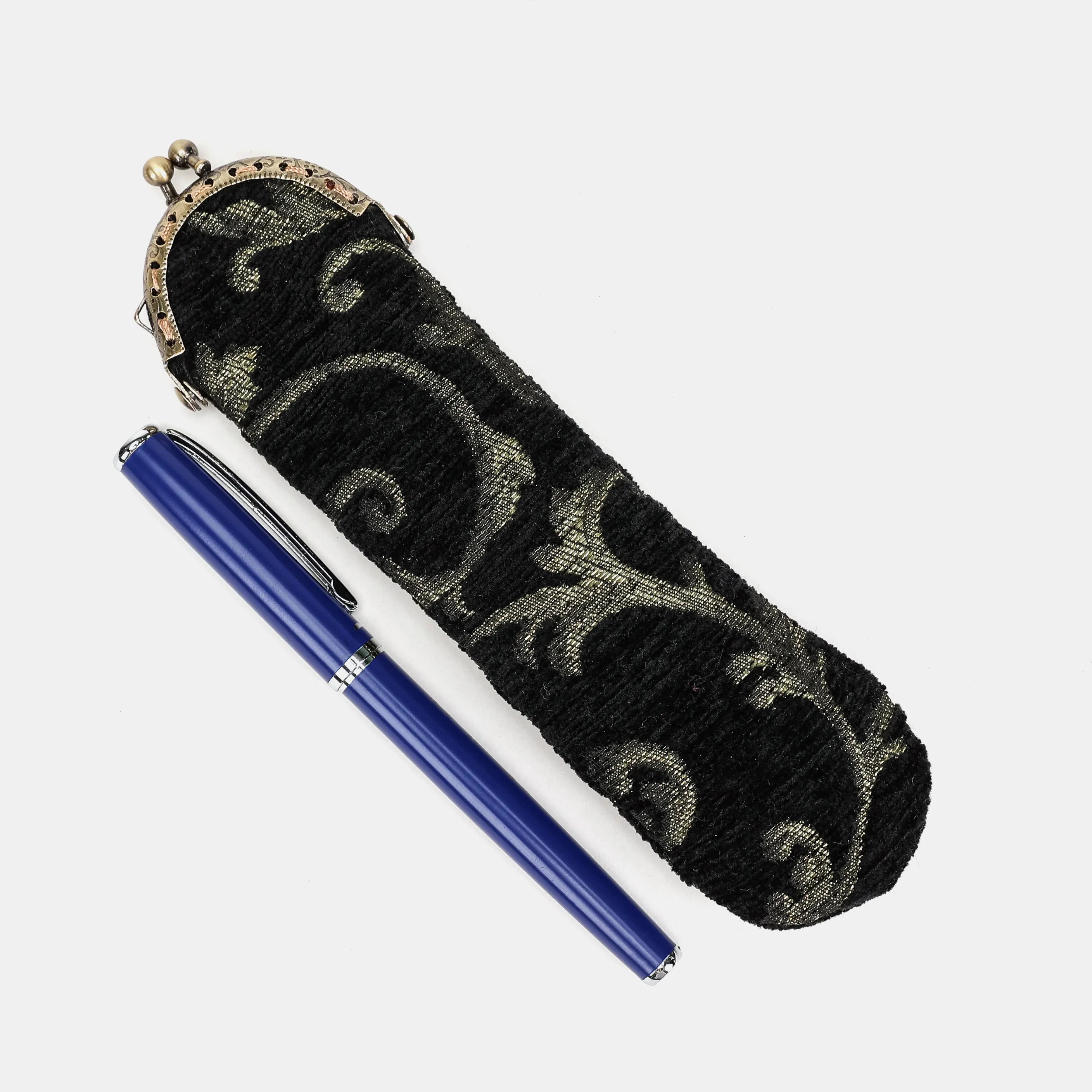 Vintage Scroll Black/Green Solo Pen Case Carpetbag of America main