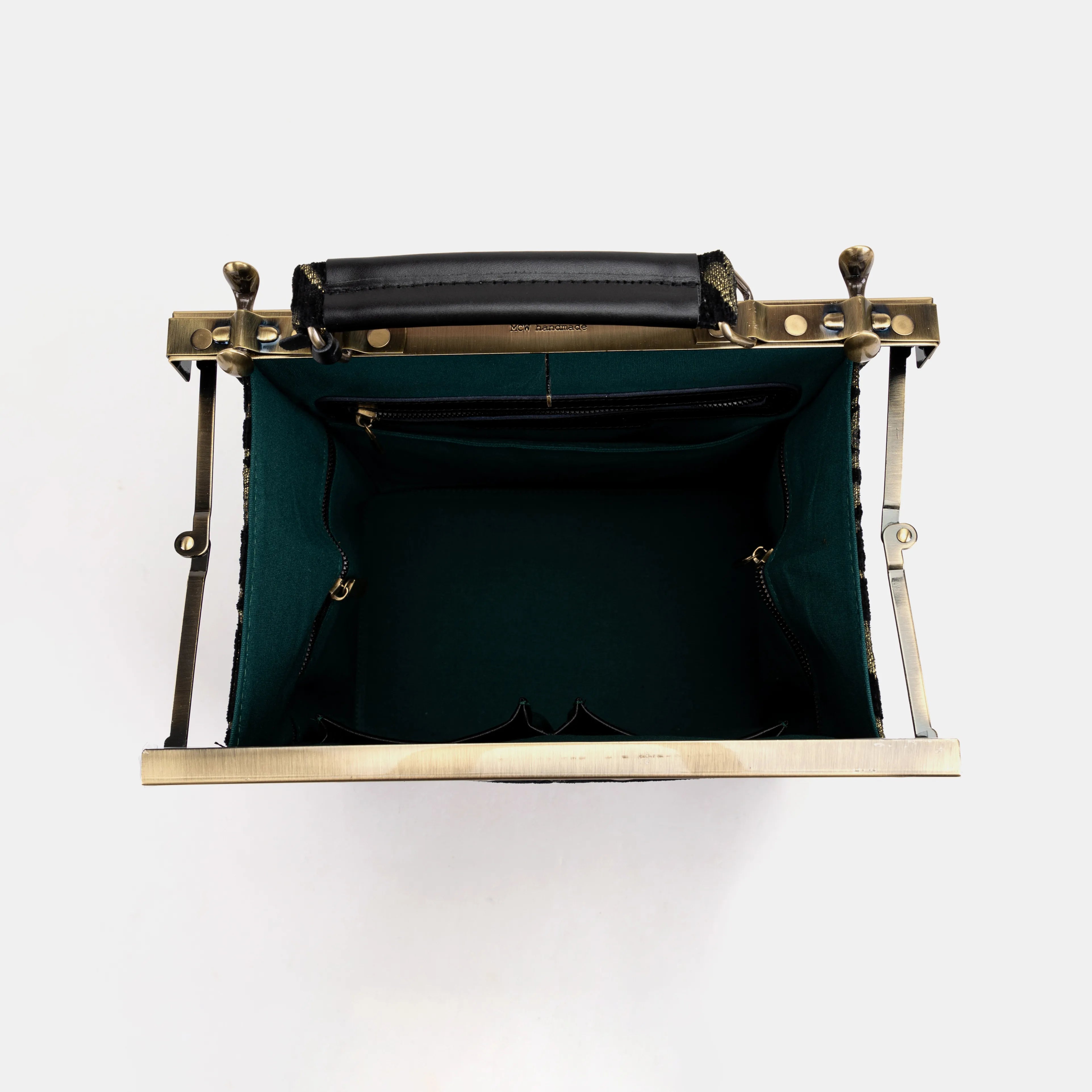 Vintage Scroll Black Green Vivienne Carpet Purse Gladstone Bag of America inside