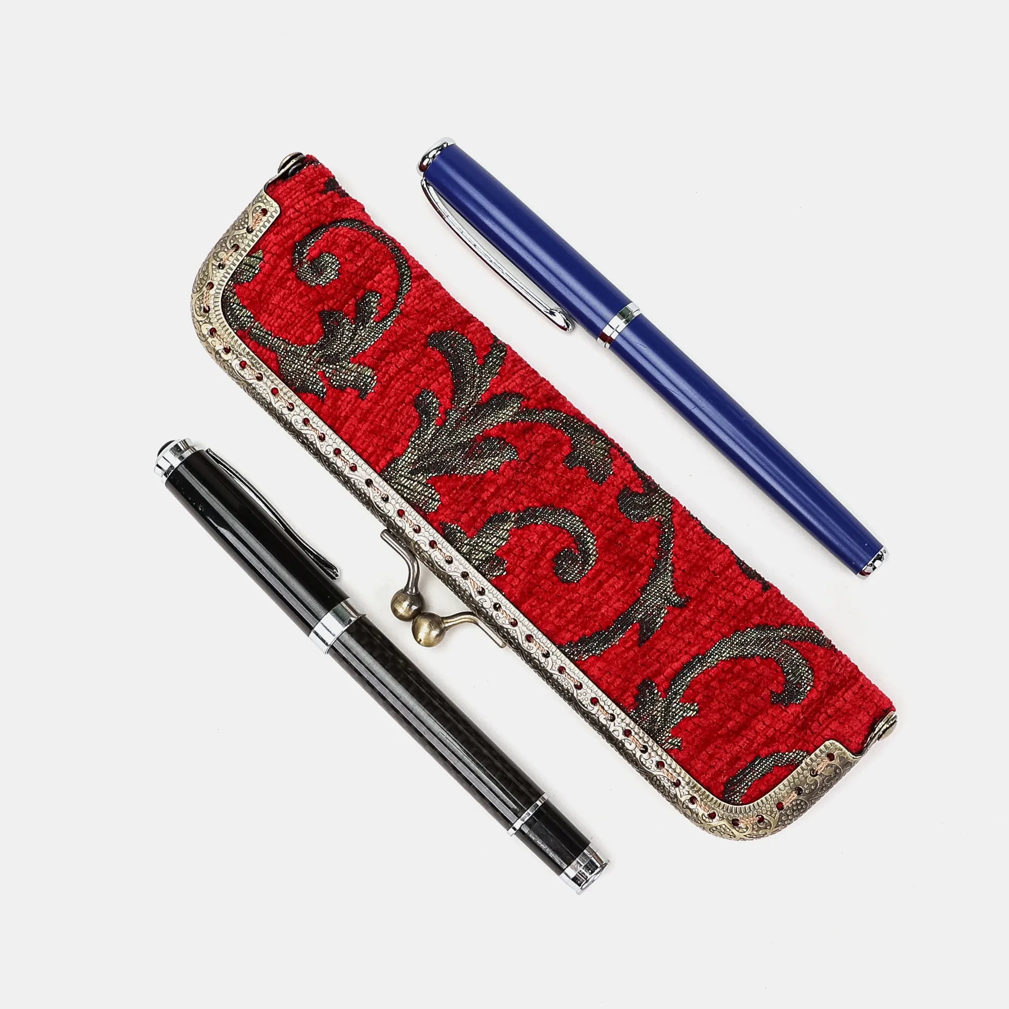 Vintage Scroll  Red Duo Pen Case Carpetbag of America side