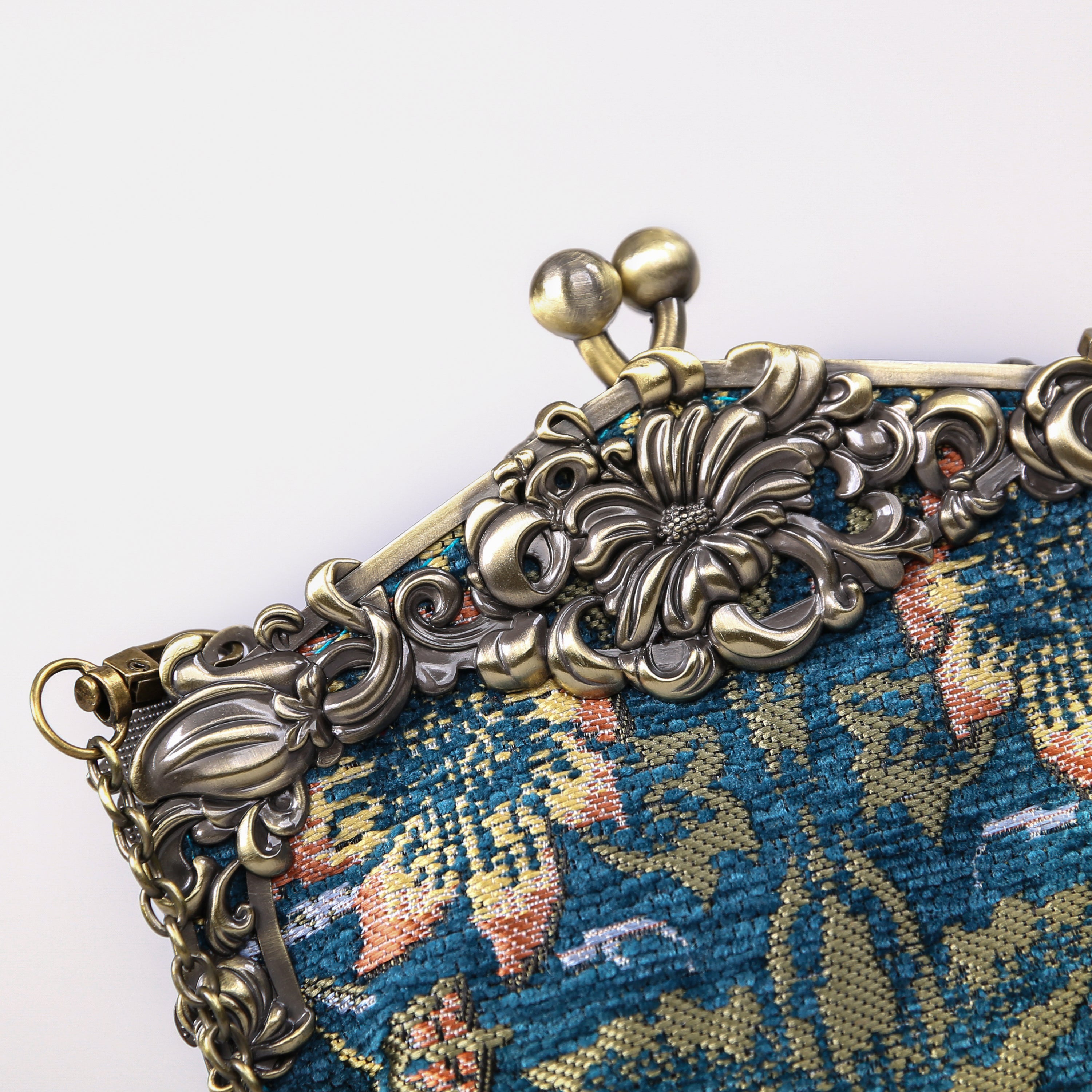 William Morris Strawberry Thief Chatelaine Purse Large carpet bag of America details