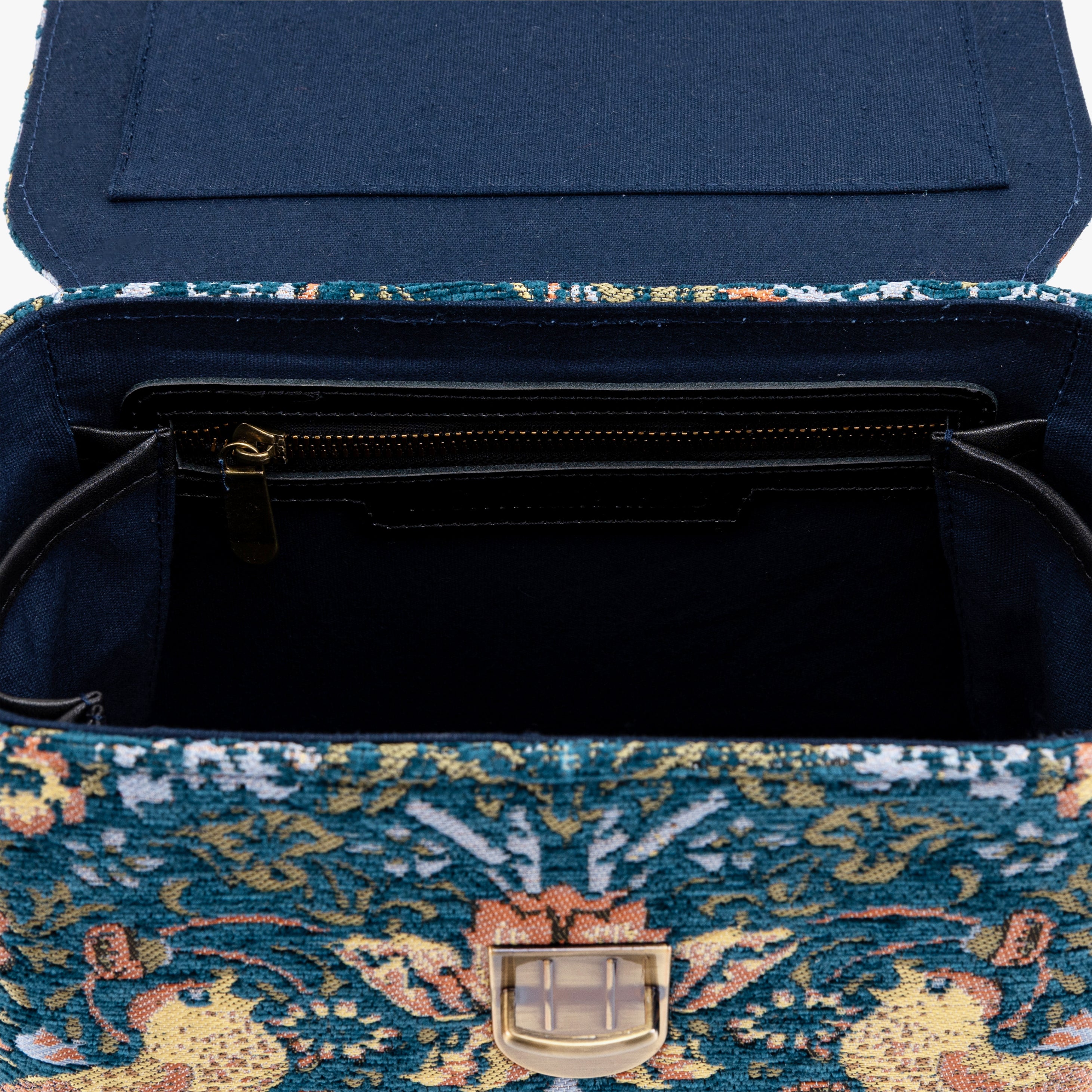 Clara Medium Train Case Purse William Morris Strawberry Thief of America inside pocket