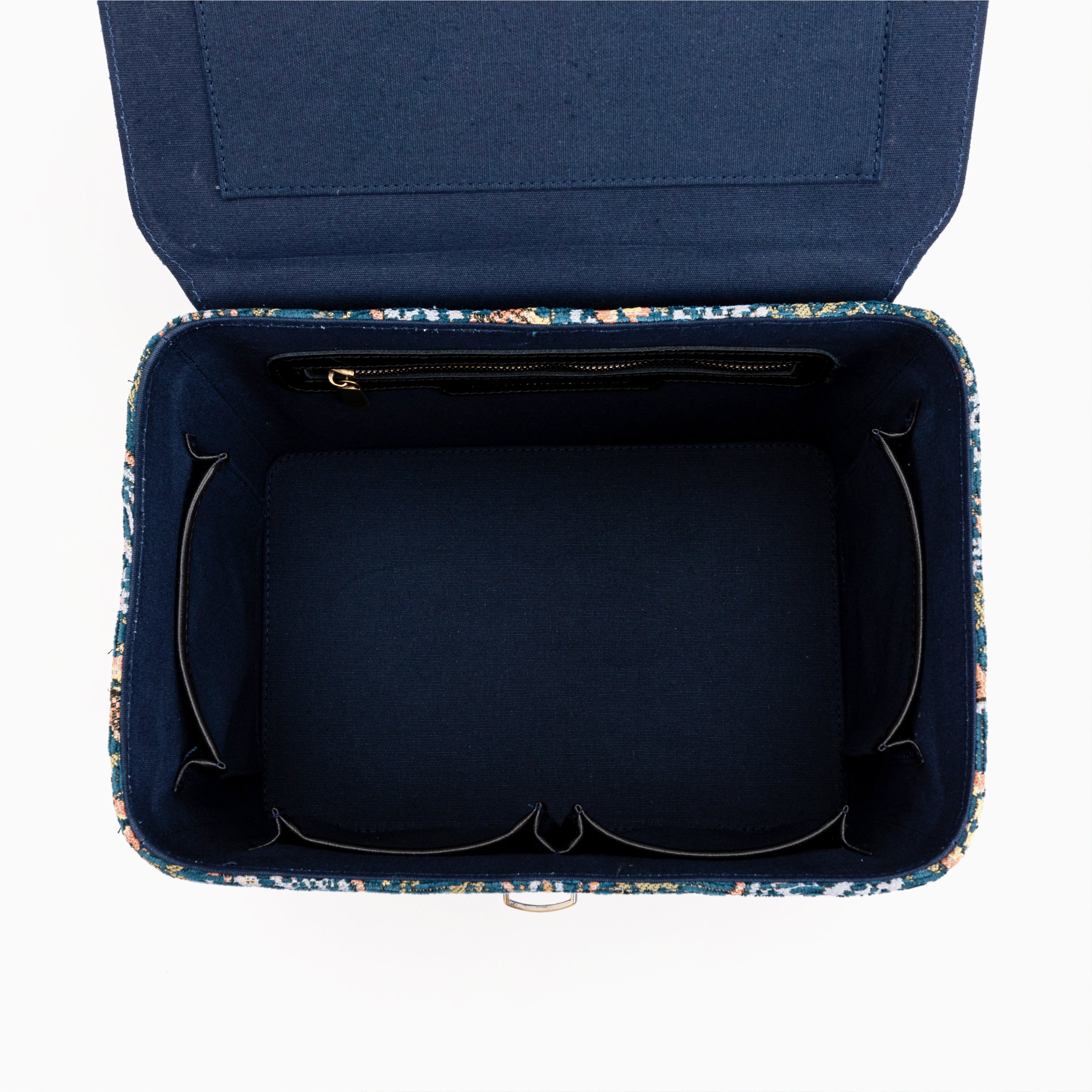 Josephine Large Train Case Purse William Morris Strawberry Thief inside