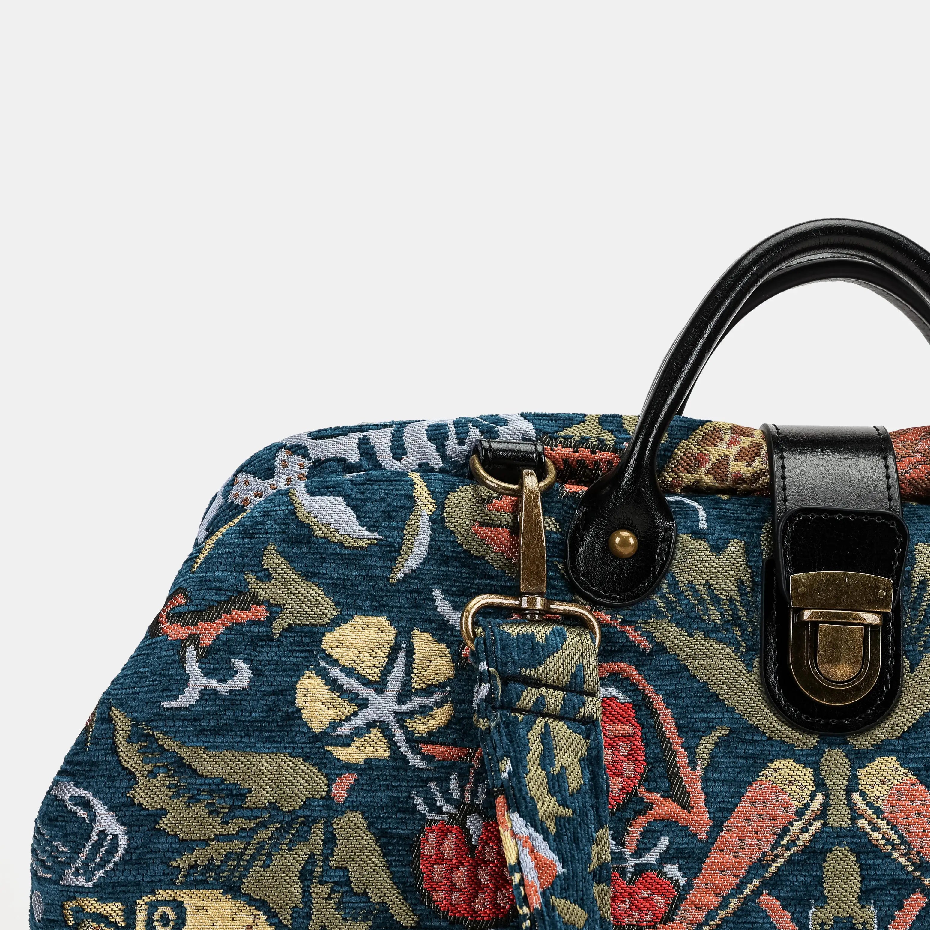 William Morris Strawberry Thief Carpetbag of America-buckle