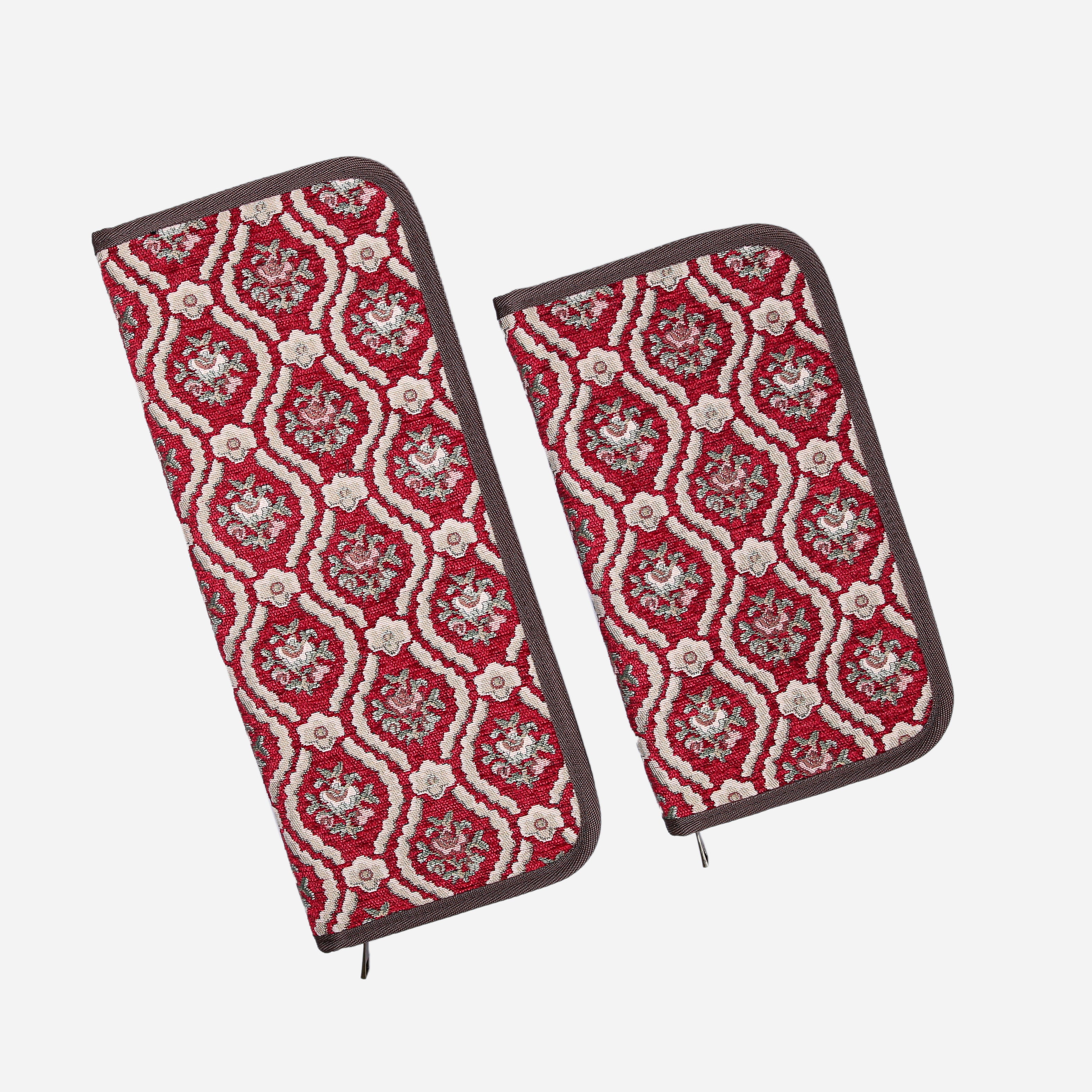 Traditional Red Carpet Needle Case  of America large and small main
