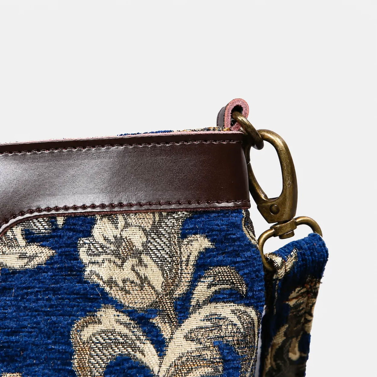 Victorian Blossom BLUE-GOLD Carpet Crossbody Bag carpet bag MCW Handmade details